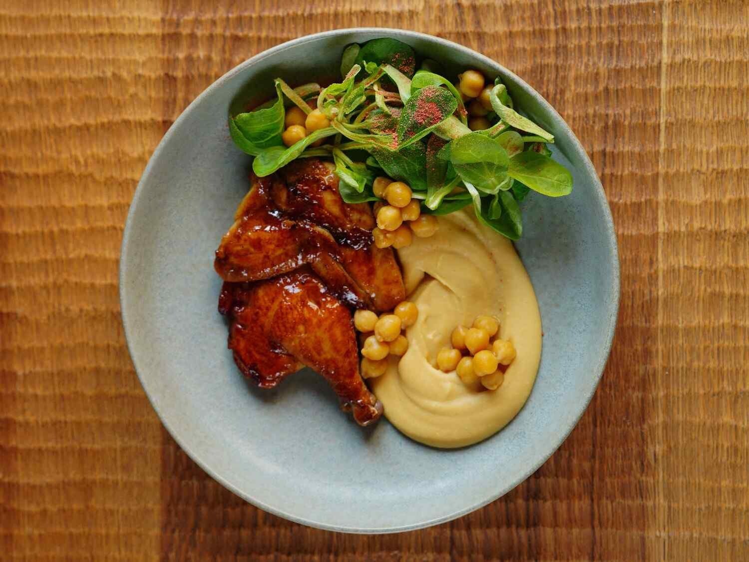 Popular Foods to Eat with Hummus