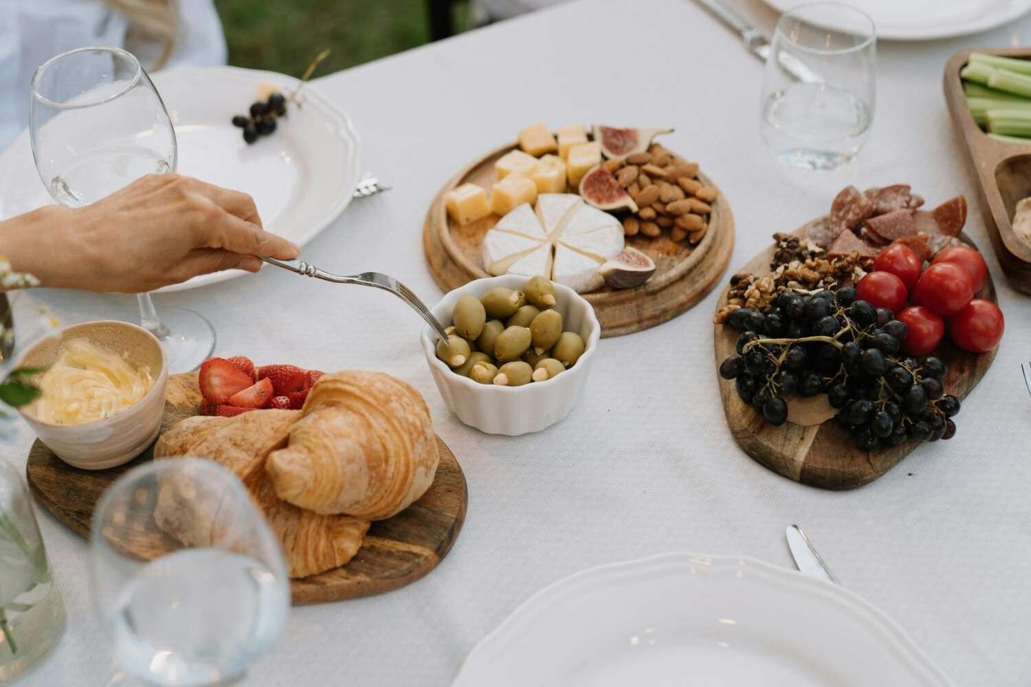 How To Build A Meze-Style Meal At Micheline’s Pita House