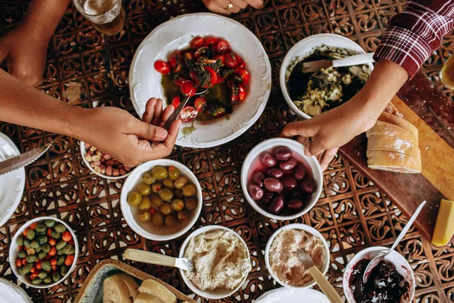 Meze Greek San Diego: Where To Enjoy Fresh Mediterranean Small Plates