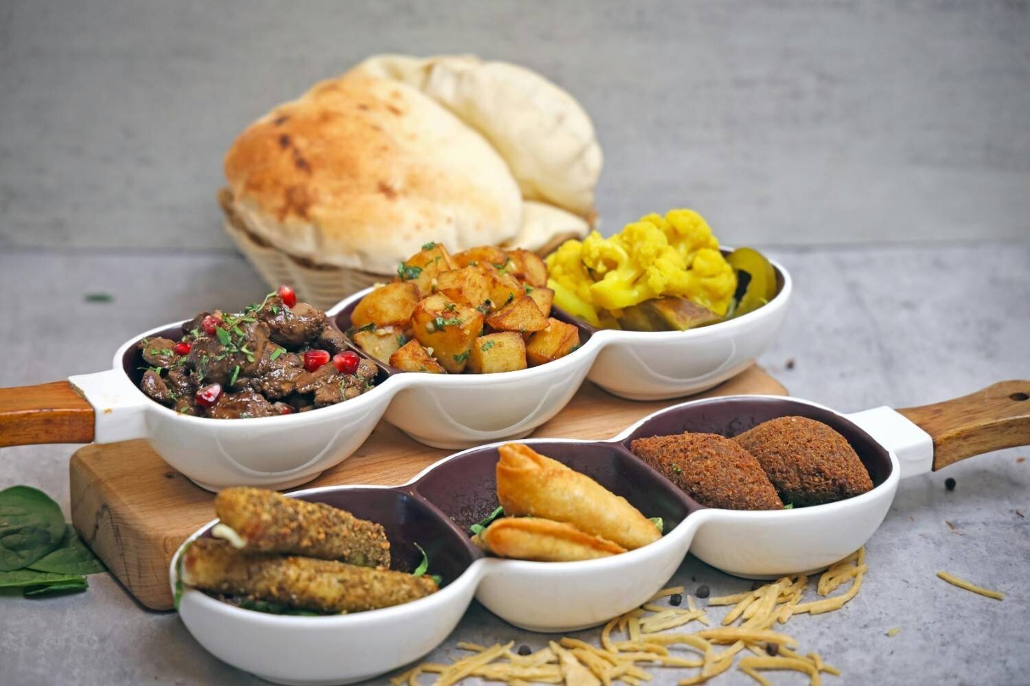 Signature Dishes You’ll Find in a Mezze Restaurant 